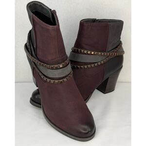 Tamaris NWOT Tora Fleece Lined Studded Ankle Boots Block Color Leather 39 (8.5)